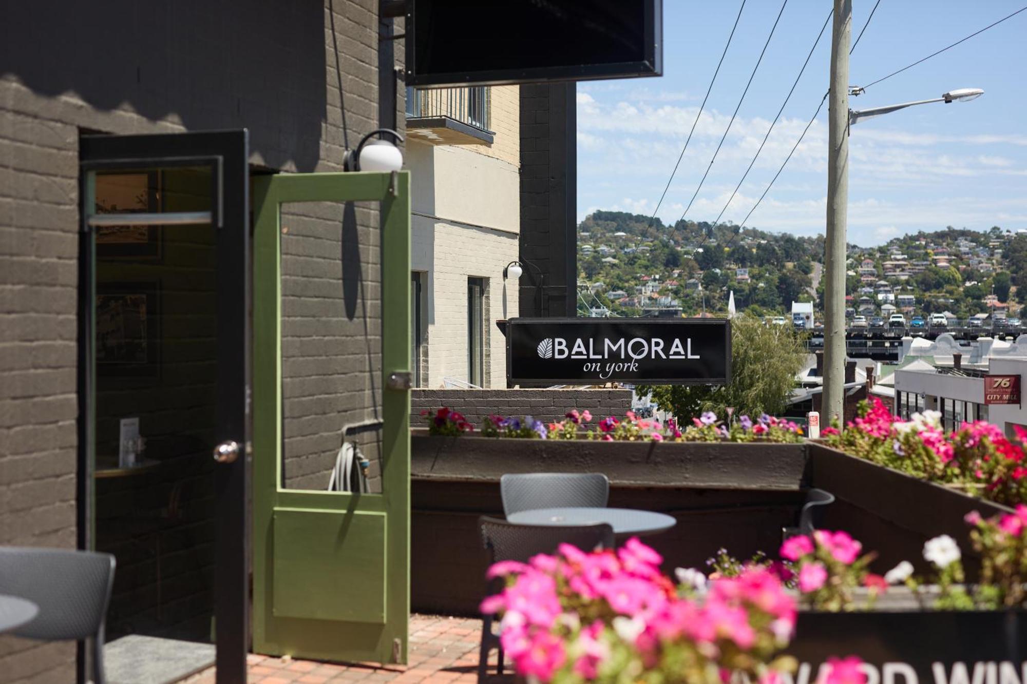 Balmoral On York Hotel Launceston Exterior foto